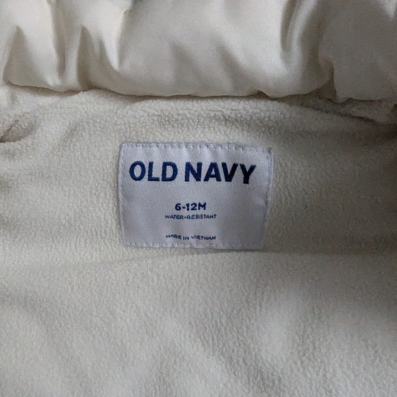 Old Navy Cream White Puffer Vest Infant 6-12 month - Picture 2 of 5